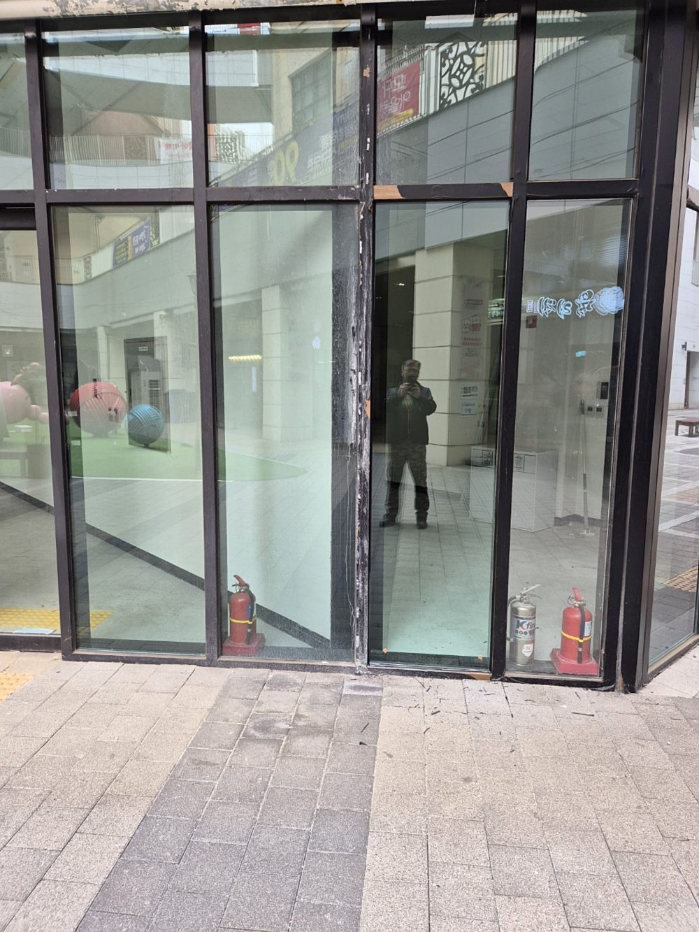 아파트 샷시 시공 사례 사진 09